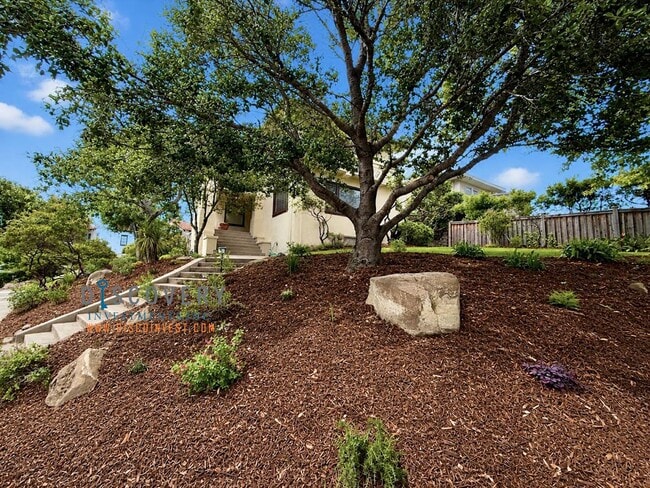 Building Photo - Comnig Soon! Coveted Traditional Piedmont Home