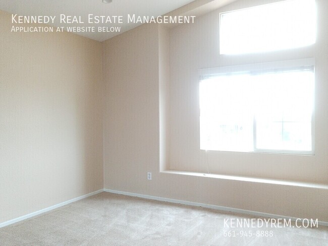 Building Photo - 4310 Portola Dr