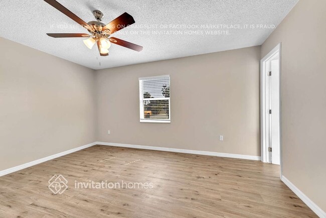 Building Photo - 6914 Voltaire Dr