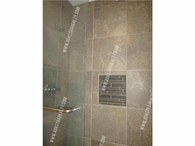 Building Photo - Beautiful Olathe Home-Coming SOON!!