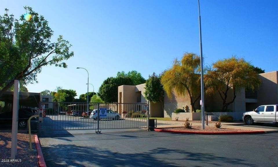Gated Parking - 1340 N Recker Rd