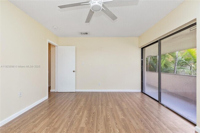 Building Photo - 11466 SW 109th Rd