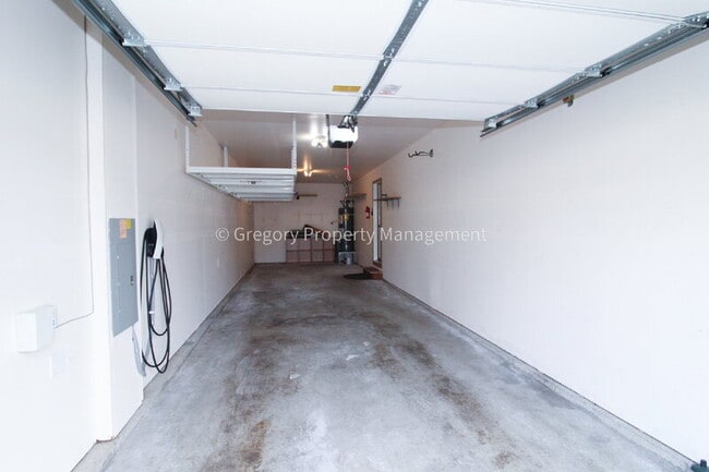 Building Photo - 15431 40th Dr SE