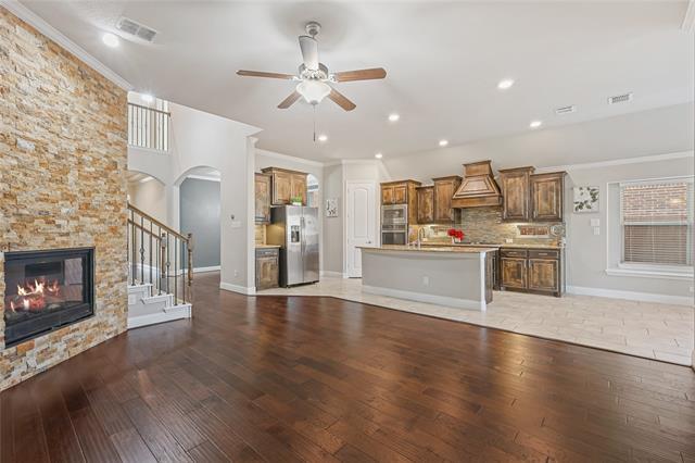 Building Photo - 348 Prairie Ridge Ln