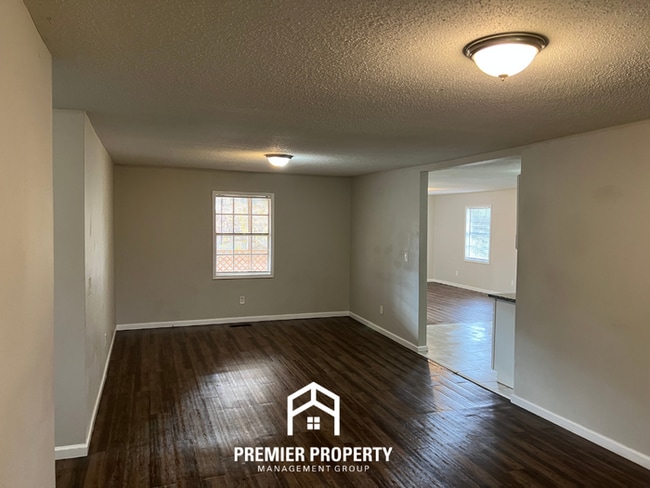 Building Photo - 239 Wilbanks Rd