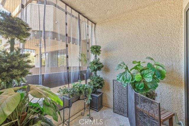 Building Photo - 10409 Riverside Dr