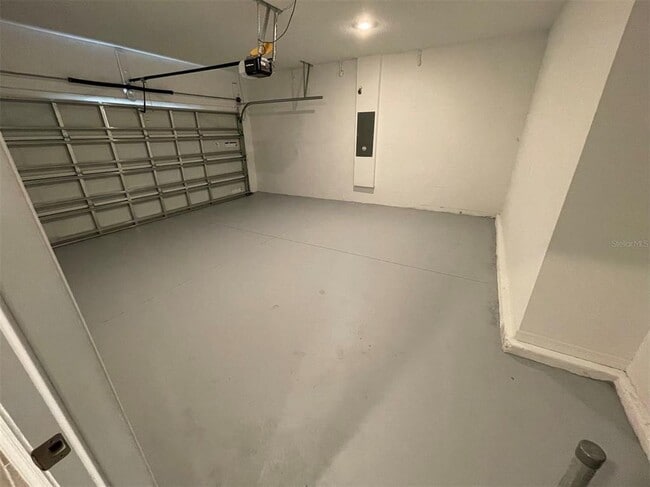 Building Photo - 660 Tanaro Ln