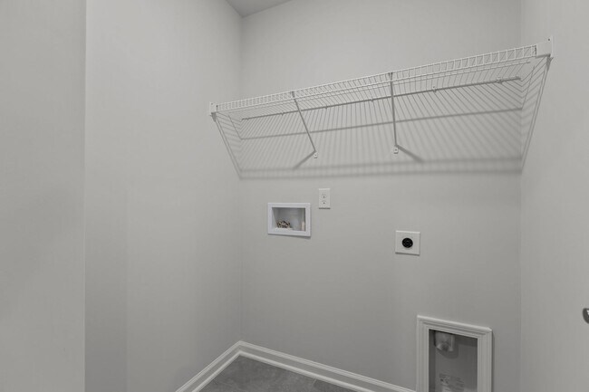 Building Photo - Gorgeous New Construction!  Updated Kitche...