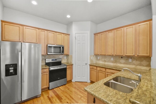 Building Photo - $500 OFF 1st Month's RENT! Gated Serenity ...