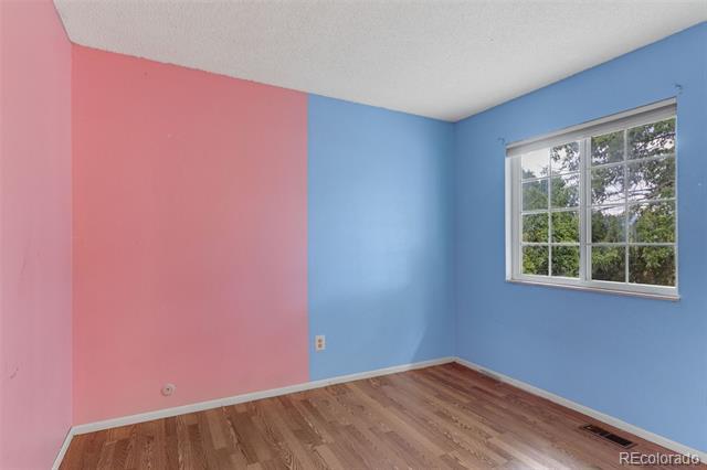 Building Photo - 3940 Oberding Dr