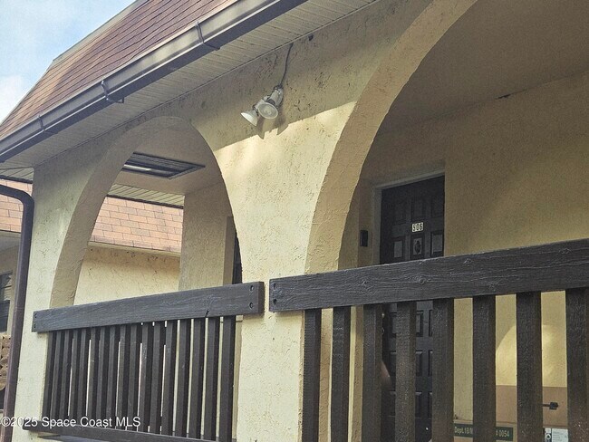 Building Photo - 205 Palmetto Ave