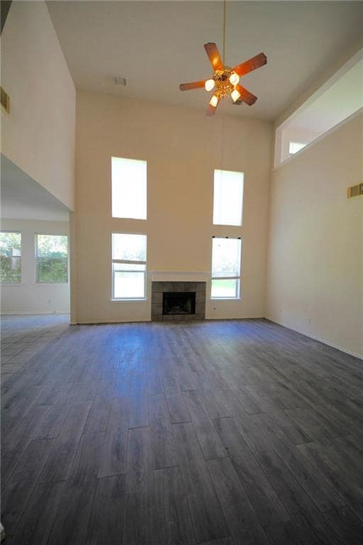 Building Photo - 15843 Garrison Cir