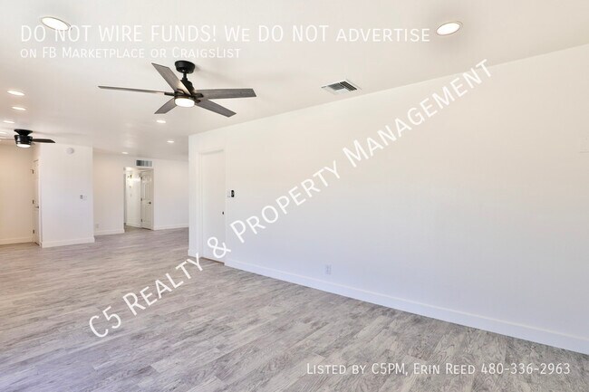 Building Photo - 13447 N 31st Dr