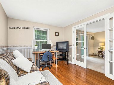 Building Photo - 2 Maple Ridge Dr