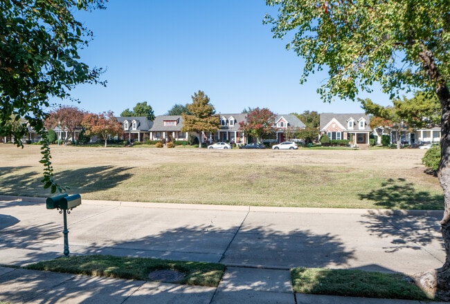 Building Photo - 1814 Morning Glory