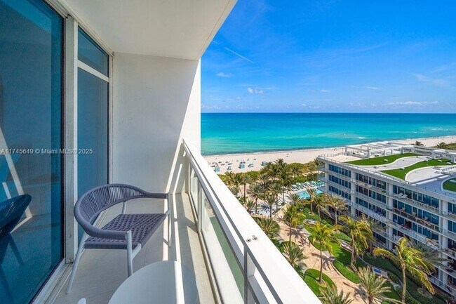 Primary Photo - 6801 Collins Ave