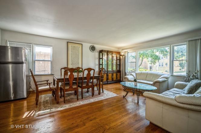 Building Photo - 4914 Louise St