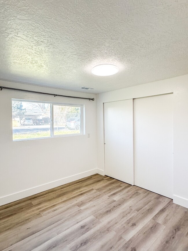 Building Photo - 5699 S Copper City Dr