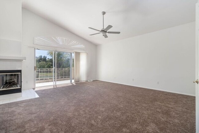 Building Photo - 32579 Valentino Way