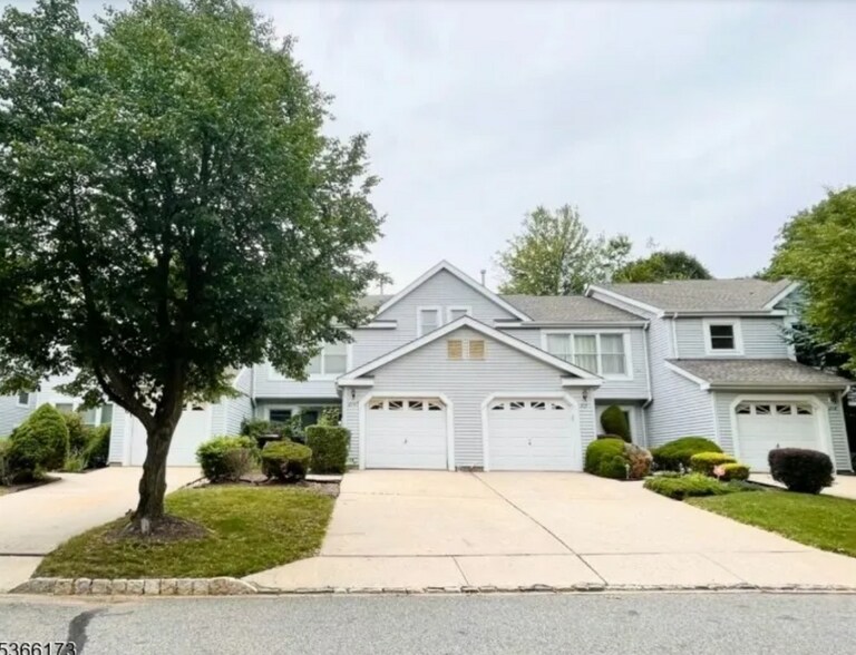 Primary Photo - 214 Manahan Rd