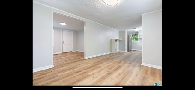 Building Photo - 11482 Lake Dr