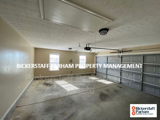 Building Photo - 6031 Broadstone Ct