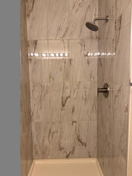 Building Photo - 5704 E Aire Libre Ave