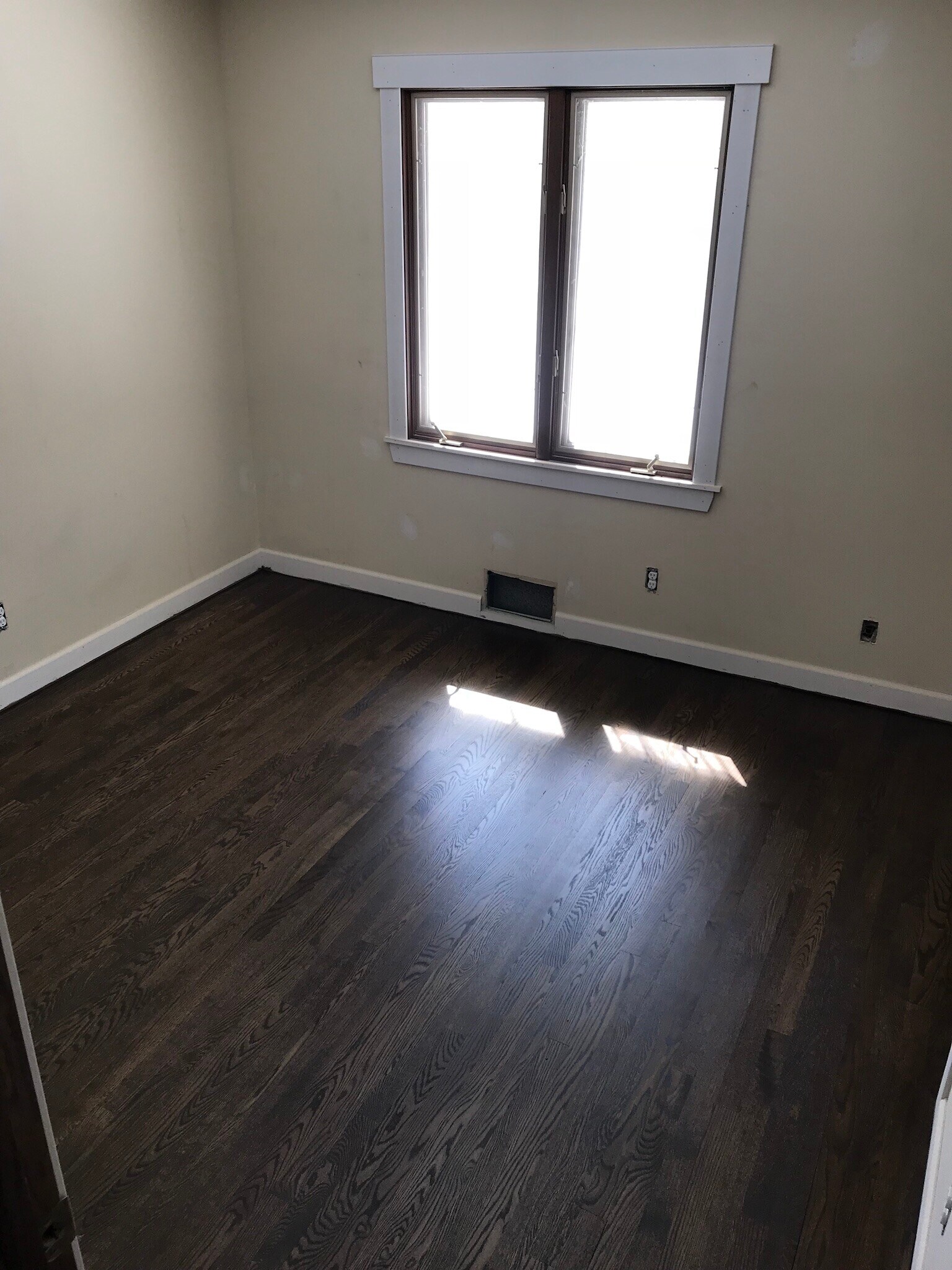 Building Photo - 810 73rd Way
