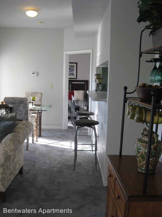 Building Photo - 2 br, 2 bath Apartment - 420 Bentwaters Ave