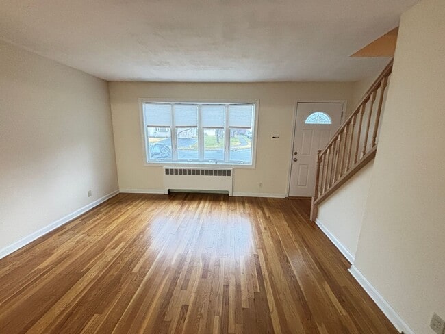 Building Photo - 4br Home for rent in Bethlehem PA