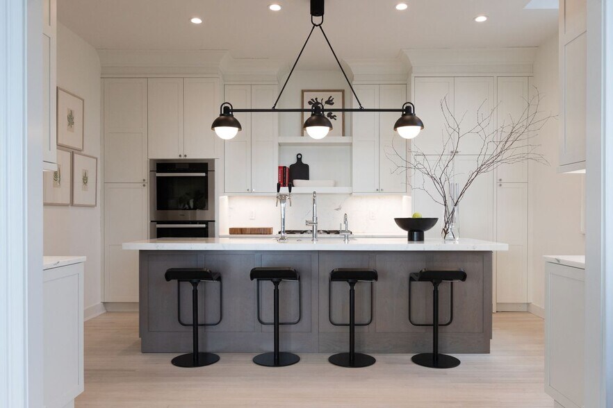 Building Photo - 19 Weeds Landing