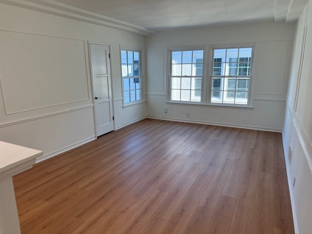 Living Room - 530 N Sycamore Ave