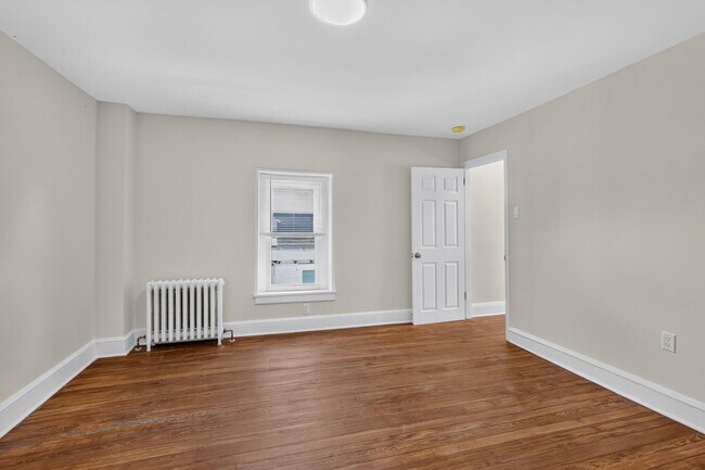 Building Photo - 6347 McCallum St
