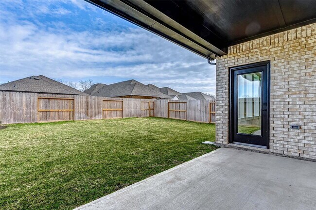 Building Photo - Timber Brook Drive, Sienna, TX 77459 - 3 BR 2 BA single-family home