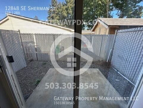 Building Photo - 12848 SE Sherman St
