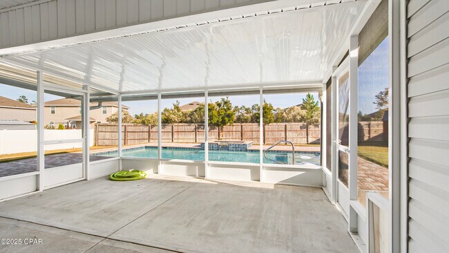 Building Photo - 3214 Caitlin St