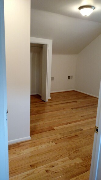 Bedroom without bed. - 2509 10th St NE