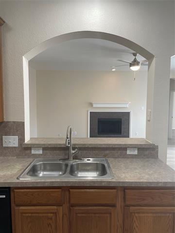 Building Photo - 613 Destin Dr