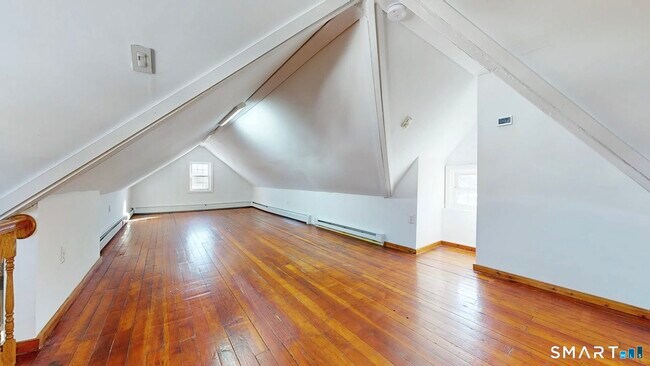 Building Photo - 108 Adams St