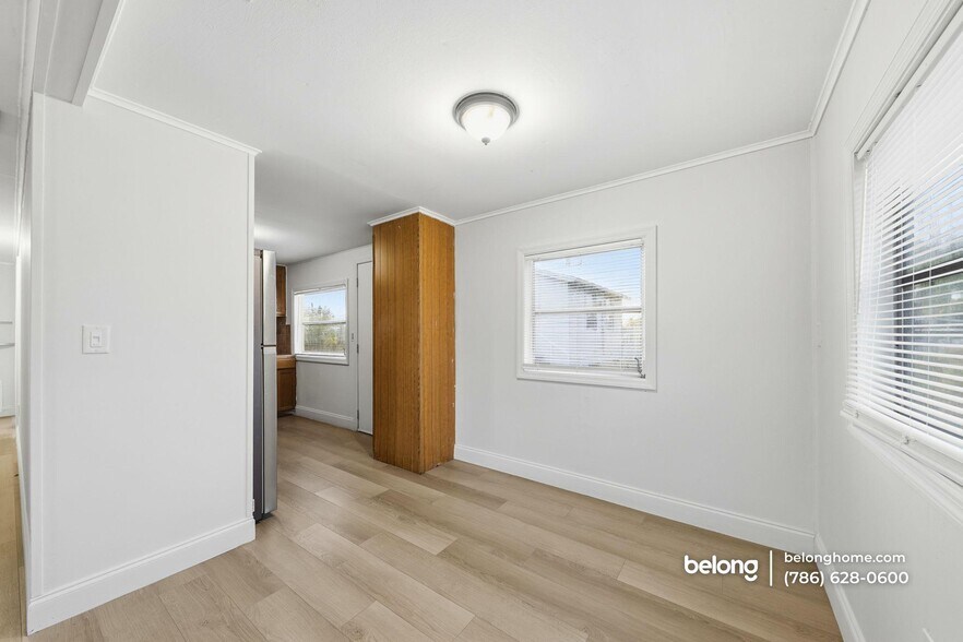 Building Photo - 1520 Hunter Rd