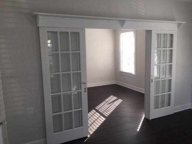 Building Photo - 407 S Melville Ave