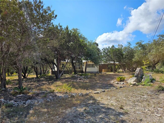 Building Photo - 6101 La Paloma Ln