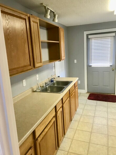 Building Photo - 732 Polk St