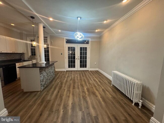 Building Photo - 228 Ascot Pl NE