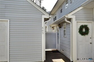 Building Photo - 605 Spring Meadow Rd