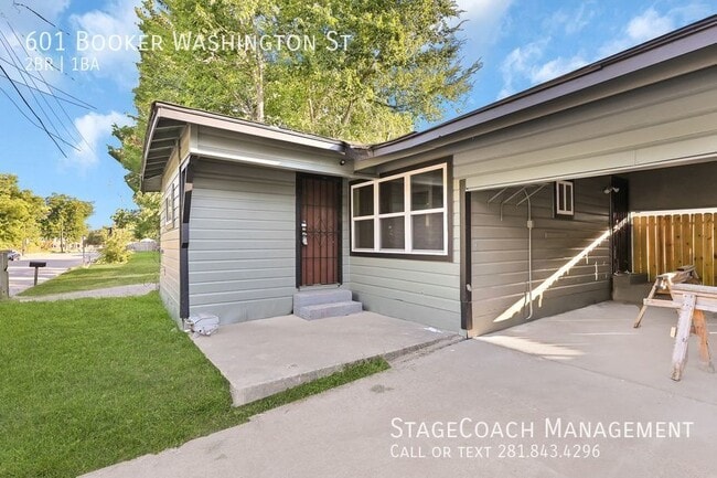 Building Photo - 601 Booker T Washington St