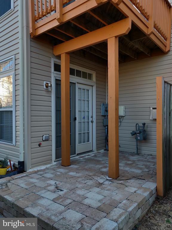 Building Photo - 4638 Odessa Dr