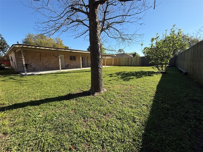 Building Photo - 4114 Connorvale Rd