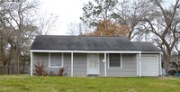 Building Photo - 127 Holly St