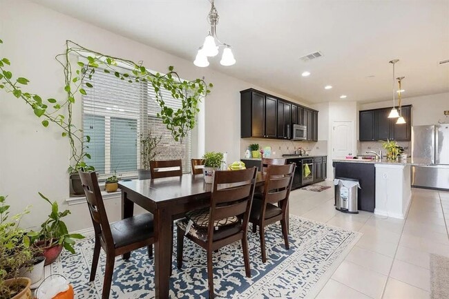 Building Photo - 3728 Mineral Dr